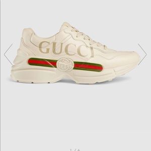 Women's Rhyton Gucci logo leather sneaker